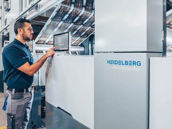 Heidelberg says that the new Boardmaster offers machine availability of up to 90 per cent and a maximum printing speed of 600 meters per minute
